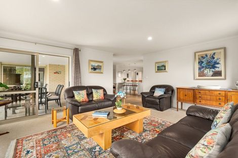 Photo of property in 252 Hamurana Road, Omokoroa, 3114