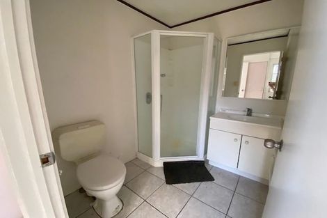 Photo of property in 679 East Coast Road, Browns Bay, Auckland, 0630