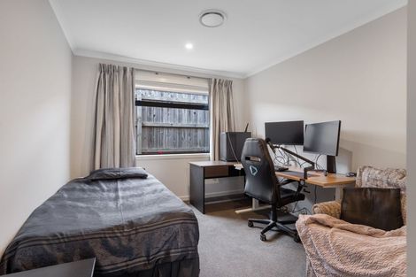 Photo of property in 24 Huntaway Close, Stoke, Nelson, 7011