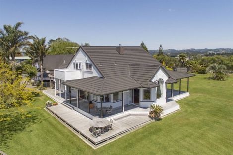 Photo of property in 296 Old North Road, Kumeu, 0892