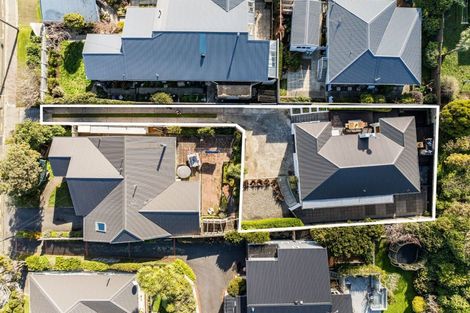 Photo of property in 23 Lucknow Terrace, Khandallah, Wellington, 6035