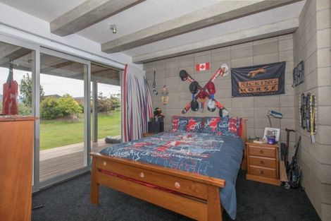 Photo of property in 27 Ridgecrest, Wanaka, 9305