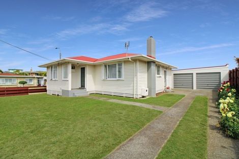 Photo of property in 84 Ngamotu Road, Spotswood, New Plymouth, 4310