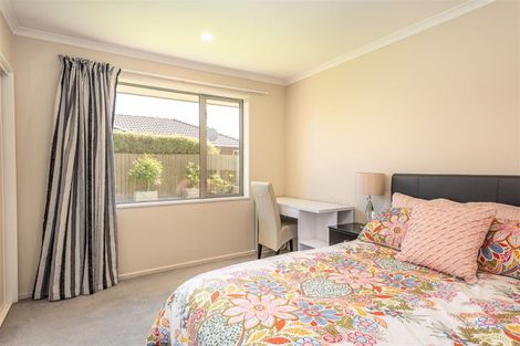 Photo of property in 18 Eaglesome Avenue, Aidanfield, Christchurch, 8025