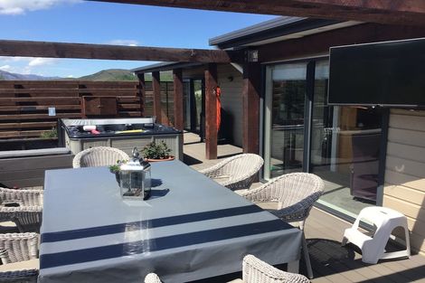 Photo of property in 7 Hardacre Place, Omarama, 9412