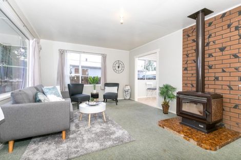 Photo of property in 49 Karen Crescent, Dinsdale, Hamilton, 3204