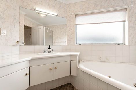 Photo of property in 65a Plateau Heights, Mount Maunganui, 3116