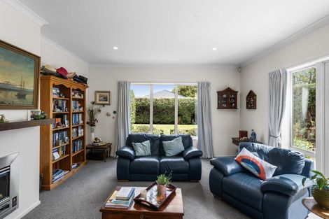 Photo of property in 25d Taylors Avenue, Bryndwr, Christchurch, 8052