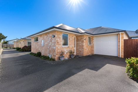 Photo of property in 2/280 Halswell Road, Halswell, Christchurch, 8025