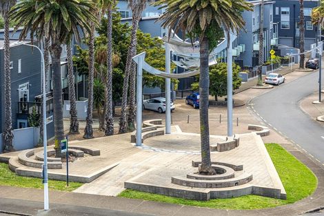 Photo of property in 2d/10 Augustus Terrace, Parnell, Auckland, 1052