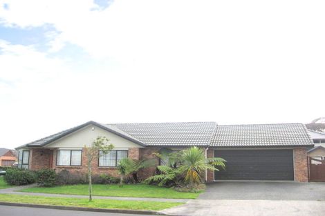 Photo of property in 2 Crannich Place, Wattle Downs, Auckland, 2103