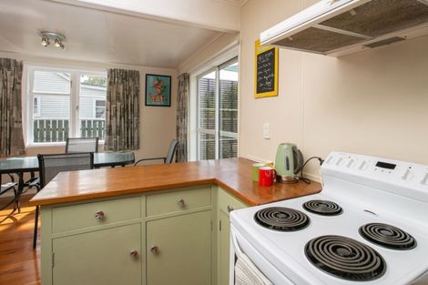 Photo of property in 3 Papawai Road, Greytown, 5712