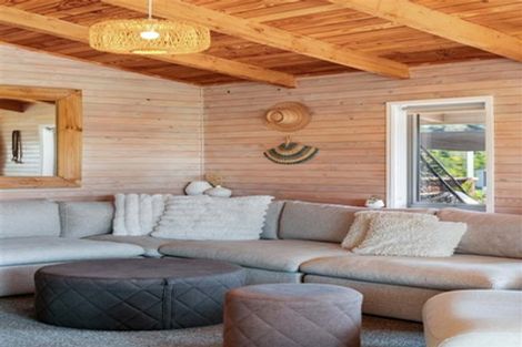 Photo of property in 206 Onemana Drive, Onemana, Whangamata, 3691