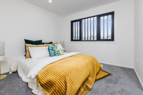 Photo of property in 3 Kaaramuramu Lane, Mangere Bridge, Auckland, 2022