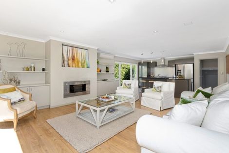 Photo of property in 14 Kenmure Place, Bethlehem, Tauranga, 3110