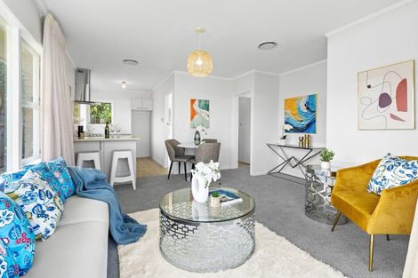 Photo of property in 3/5 Empire Road, Orewa, 0931