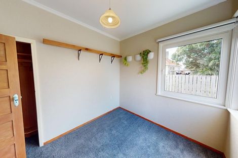 Photo of property in 11 Koromiko Avenue, Roslyn, Palmerston North, 4414