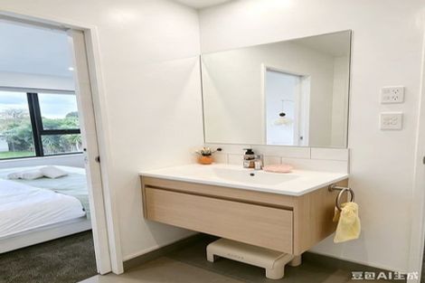 Photo of property in 42a Ilford Crescent, Mangere, Auckland, 2022