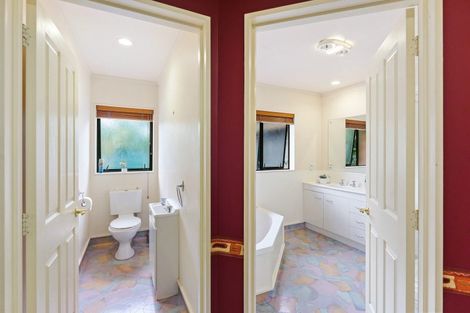 Photo of property in 10 Tararua Crescent, Otaki, 5512