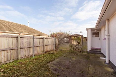 Photo of property in 16 Basingstoke Street, Aranui, Christchurch, 8061