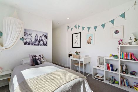 Photo of property in 24 Motuora Road, Manly, Whangaparaoa, 0930