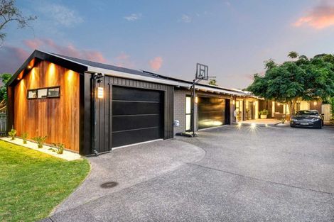 Photo of property in 18 Glengarry Avenue, Manly, Whangaparaoa, 0930