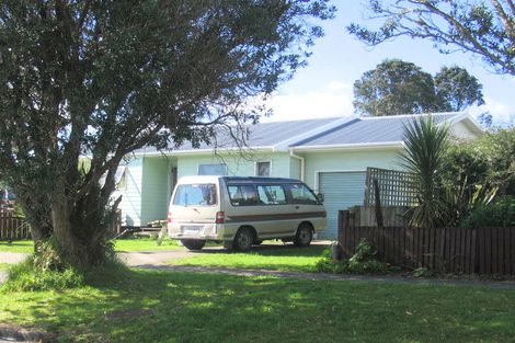 Photo of property in 15a Whimp Avenue, Onerahi, Whangarei, 0110
