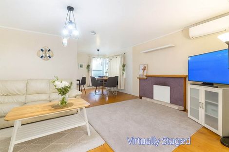 Photo of property in 522 Beach Road, Murrays Bay, Auckland, 0630