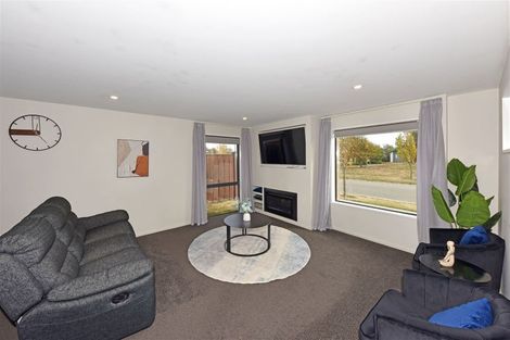 Photo of property in 40 Lansdowne Way, Rolleston, 7615