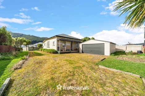 Photo of property in 19 Grimsby Grove, Wainuiomata, Lower Hutt, 5014