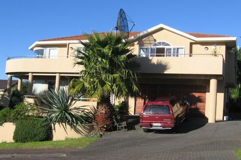 Photo of property in 15 Marguerita Place, West Harbour, Auckland, 0618