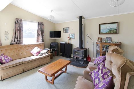 Photo of property in 358 Foxton Shannon Road, Foxton, 4893