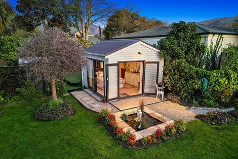 Photo of property in 387a Te Moana Road, Waikanae, 5036