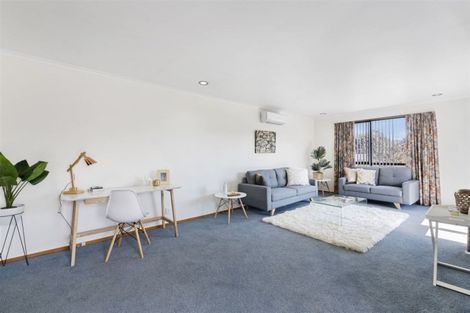 Photo of property in 1/6 Calverton Place, Halswell, Christchurch, 8025