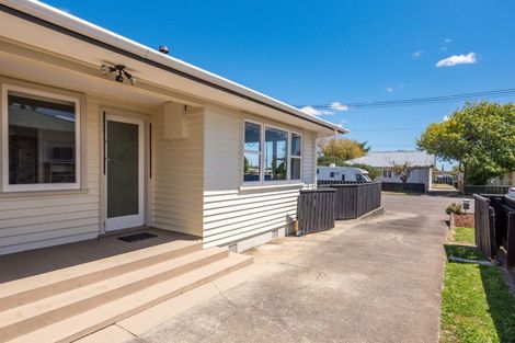 Photo of property in 2 Bowen Street, Levin, 5510