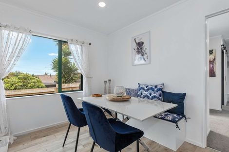 Photo of property in 22b Vincent Street, Howick, Auckland, 2014