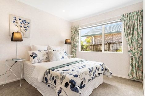 Photo of property in 93 Westerham Drive, Dannemora, Auckland, 2016