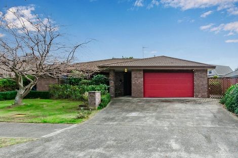 Photo of property in 12 Fox Place, Cloverlea, Palmerston North, 4412
