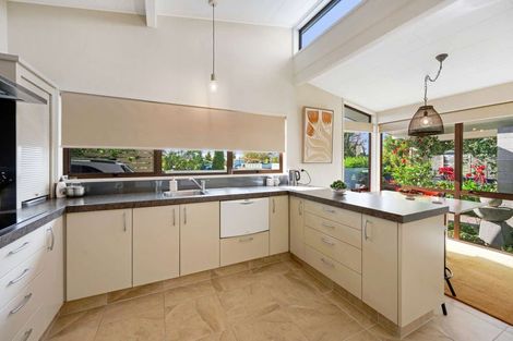 Photo of property in 72 Puketapu Road, Taradale, Napier, 4112