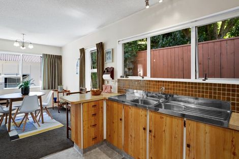 Photo of property in 33c Carrington Street, New Plymouth, 4310