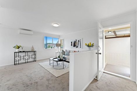 Photo of property in 2/48 Archmillen Avenue, Pakuranga Heights, Auckland, 2010