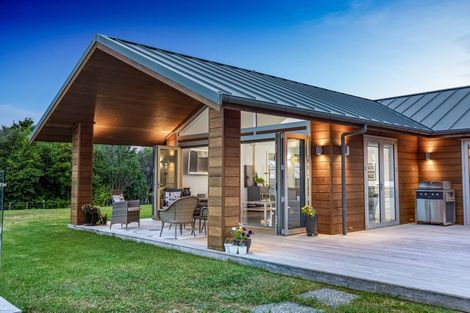 Photo of property in 80 Okura River Road, Okura, Albany, 0792