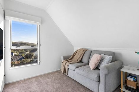 Photo of property in 6 Bayou Lane, Churton Park, Wellington, 6037