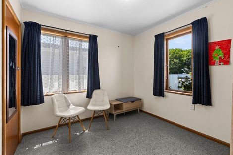 Photo of property in 6 Kauri Street, Taradale, Napier, 4112
