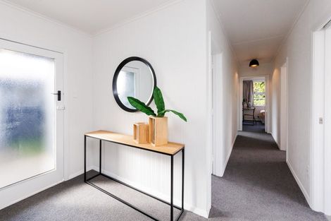 Photo of property in 6 Cremorne Avenue, Hokowhitu, Palmerston North, 4410