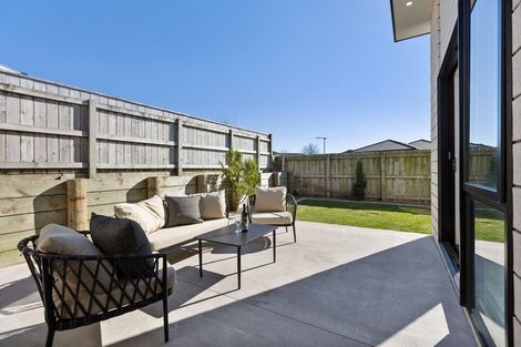 Photo of property in 13 Rua Place, Bell Block, New Plymouth, 4312