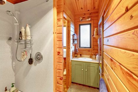 Photo of property in 39 Newburn Street, Waikaia, 9778