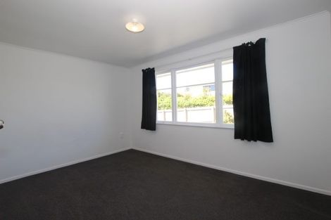 Photo of property in 126 View Road, Sunnyvale, Auckland, 0612