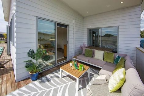 Photo of property in 12 Devon Street, Mangawhai Heads, Mangawhai, 0505