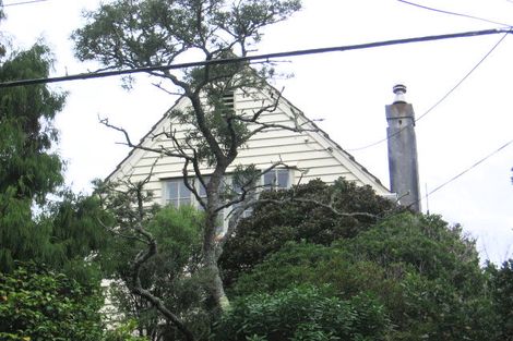 Photo of property in 18 Baroda Street, Khandallah, Wellington, 6035
